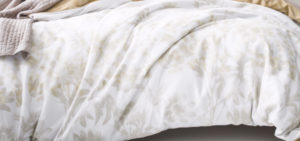 Maison de Bouquières : Boutique de tissus d'ameublement à Toulouse, voilages, rideaux, stores, tringles et passementerie, linge de lit, linge de maison